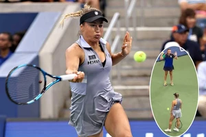 Clip hành vi xấu xí của tay vợt người Kazakhstan