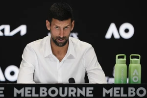 Djokovic tiết lộ thông tin gây chấn động