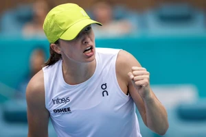 Số 2 thế giới Swiatek bị quấy rối, an ninh ở Miami Open được thắt chặt