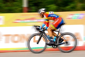 Lý do các đối thủ không thể ngăn cản Loic Desriac thắng chặng