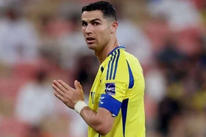 HLV Botafogo nói về tin đồn Cristiano Ronaldo đến Brazil chơi bóng