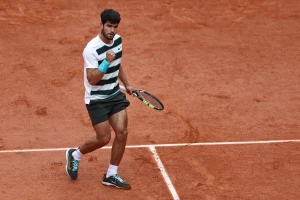 Roland Garros 2025: Alcaraz nhận cảnh báo từ Marozsan