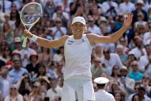 Tân vô địch Wimbledon 2025 đáp trả gay gắt truyền thông