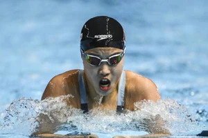 Thần đồng bơi lội Trung Quốc 12 tuổi -Yu Zidi - gây sốc tại giải vô địch thế giới