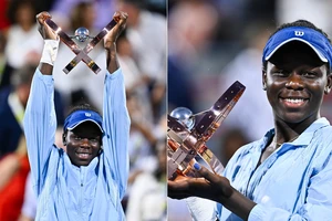 Đánh bại Naomi Osaka, tay vợt tuổi teen người Canada đăng quang WTA