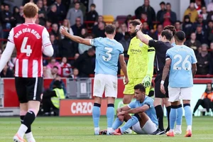  Tây Ban Nha gạch tên Quả bóng vàng Rodri