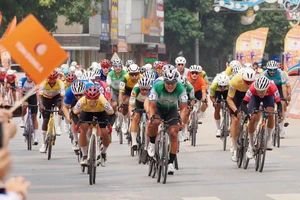 Trần Tuấn Kiệt cùng Công an TP.HCM thống lĩnh đường đua Cúp Truyền Hình