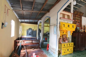 2 vợ chồng thua kiện con trai, khi qua đời được chôn trong căn nhà tranh chấp