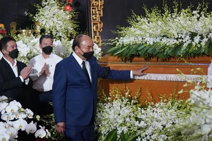 Video: Lễ viếng Phó Chủ tịch thường trực UBND TP.HCM Lê Hòa Bình