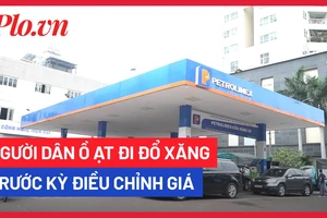 Video: Người dân Hà Nội ồ ạt đi đổ xăng trước kỳ điều chỉnh giá