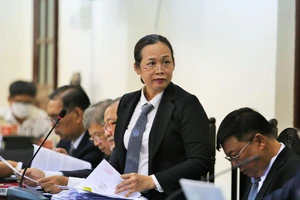 Video: Hai luật sư của các bị cáo vụ ‘Tịnh thất Bồng Lai’ bị hành hung trước cổng toà án