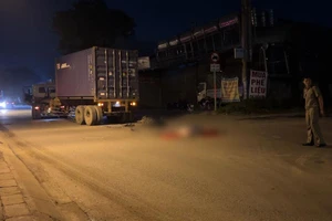 Video: Liên tiếp 2 vụ tai nạn trong đêm khiến 3 người chết tại chỗ 