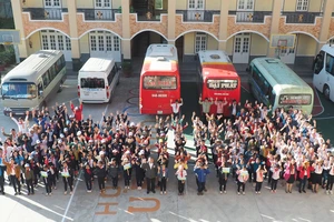 Anh Cả của hàng trăm Em Nuôi