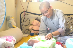 Mái ấm xanh của những bà mẹ đơn thân 