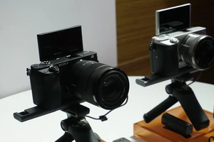 Sony ra mắt máy ảnh α6400 mới