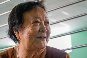 Má Mười Củ Chi bán nhà nuôi người dưng