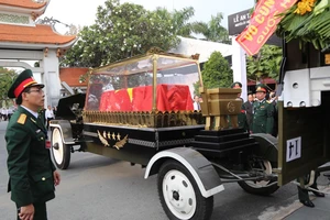 Linh cữu Đại tướng Lê Đức Anh về đến nghĩa trang TP.HCM