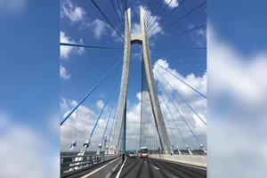 Khánh thành cầu Vàm Cống vượt sông Hậu 