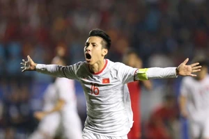 Bàn thắng đẳng cấp của Đỗ Hùng Dũng vào lưới U-22 Indonesia