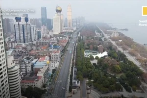 Flycam: Quang cảnh Vũ Hán trong 'tâm bão' virus Corona