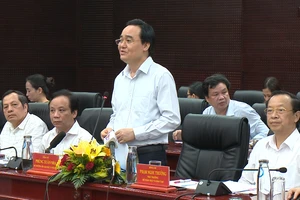 Bộ trưởng GD&ĐT cùng Đà Nẵng ‘gỡ bí’ dự án treo 23 năm