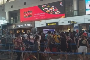 Không có chuyện sân bay Đà Nẵng 'vỡ trận' vì COVID-19