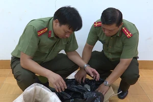 Phát hiện vụ tàng trữ, vận chuyển thuốc nổ với số lượng lớn