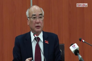 Clip: Công bố kết quả bầu Bí thư, Phó bí thư Thành ủy TP.HCM