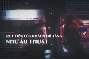 Video: Rút tiền của khách đổ xăng như ảo thuật