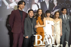 Video: Quốc Trường hóa thân thành người chồng biến thái 