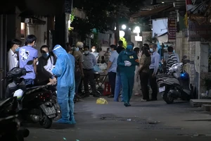 Video: Phong tỏa tạm thời con hẻm liên quan tới 1 ca COVID-19