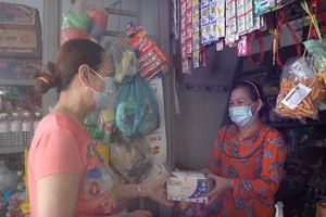 Chủ trọ san sẻ khó khăn, cùng người lao động vượt qua mùa dịch