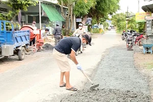 Chuyện 'người vá đường' Diệp Thanh Vân