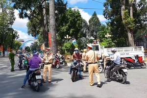 Video: Nhìn lại 5 tuần chống dịch COVID-19 ở TP Cần Thơ