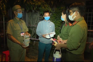 Video: Những suất ăn khuya nghĩa tình tiếp sức cho tuyến đầu chống dịch