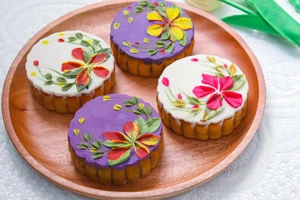 Video: Những mẫu bánh trung thu hút khách năm 2022