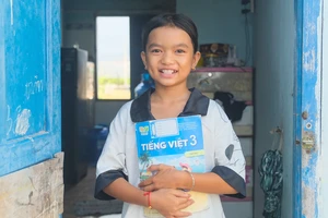 'Vì thương ba mẹ đi biển vất vả, con phải cố gắng học thật giỏi'