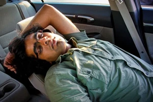 Cảnh giác bị chết ngạt khi ngủ trên ô tô