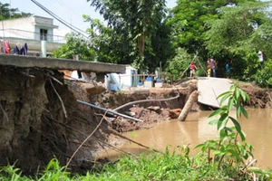 Vĩnh Long: Gần 700 điểm có nguy cơ sạt lở