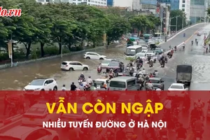 Hà Nội: Vẫn còn hàng chục điểm ngập dù trời không mưa