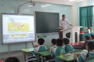 Dạy tiếng Anh bằng... tiếng Việt! 