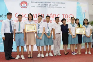 Bất ngờ từ 'Hạnh phúc màu cam' và 'Chuyện trách nhiệm'