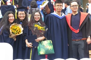 Thủ khoa ĐH Quốc tế tốt nghiệp với điểm gần tuyệt đối