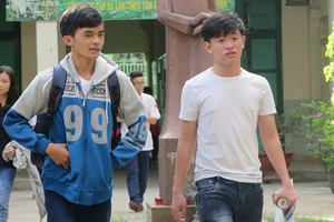 Bị cận thị được dự tuyển vào trường công an 