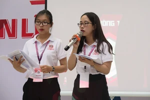 Ba nữ sinh xuất sắc dành giải nhất 'Bản lĩnh thương luật'