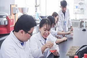 Sinh viên Trường ĐH Công nghiệp thực phẩm TP.HCM trong một giờ học (ảnh: NT)