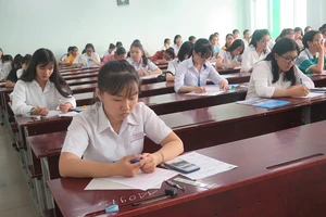Thí sinh dự thi Đánh giá năng lực do ĐH Quốc gia TP.HCM tổ chức năm 2019 (ảnh: PHẠM ANH)