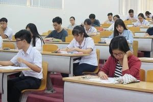 Thêm 1 trường đại học tại TP.HCM hủy thi tuyển sinh riêng