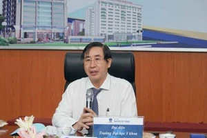 Học phí Y dược chỉ hơn 1 triệu đồng/tháng, sao đào tạo bác sĩ?