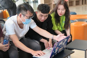 Trường ĐH ở TP.HCM hỗ trợ 25 tỷ đồng học phí cho người học bị ảnh hưởng COVID-19